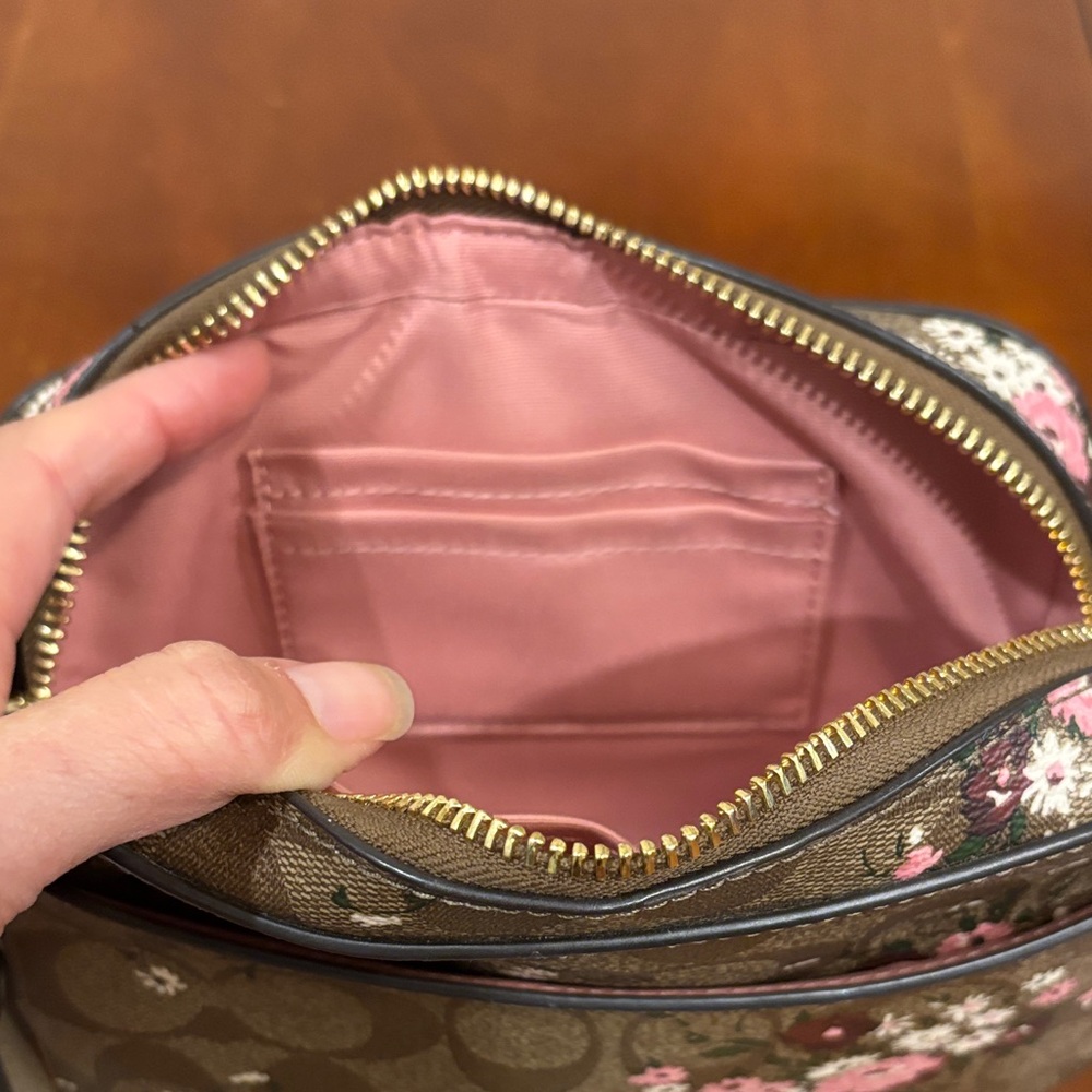 Coach Signature Evergreen Khaki Multi‎ Floral Camera/Crossbody Bag - Picture 9 of 16